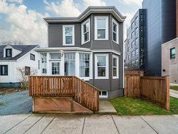 6220 Pepperell Street  Halifax, NS B3H 2N9