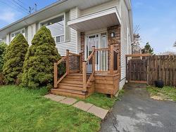13 Londra Court  Dartmouth, NS B2W 5A5