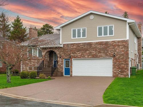 7 Banbury Close, Halifax, NS 