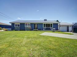 44 James Street  Prospect Bay, NS B3T 1Z5