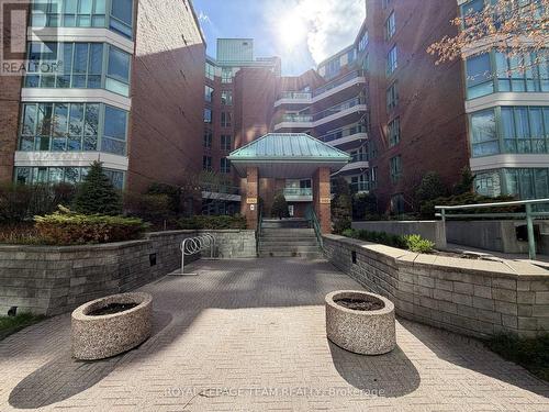 102 - 550 CAMBRIDGE STREET S  Ottawa, ON K1S 5N3