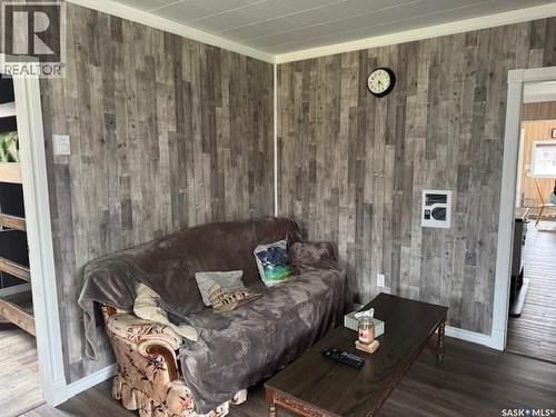 691 Joseph Crescent, Cochin, SK - Indoor