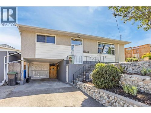 1385 Orchard Drive, Kelowna, BC - Outdoor