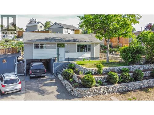 1385 Orchard Drive, Kelowna, BC - Outdoor