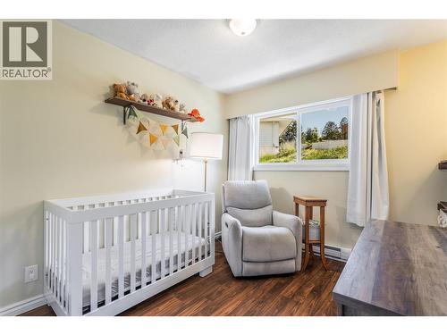Bedroom upstairs - 1385 Orchard Drive, Kelowna, BC - Indoor