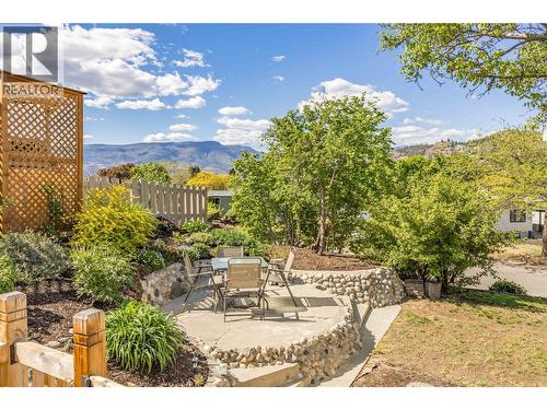 1385 Orchard Drive, Kelowna, BC - Outdoor