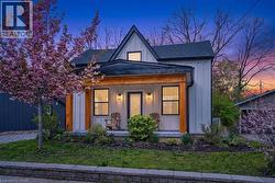 255 MACNAB Street Dundas, ON L9H 2K4