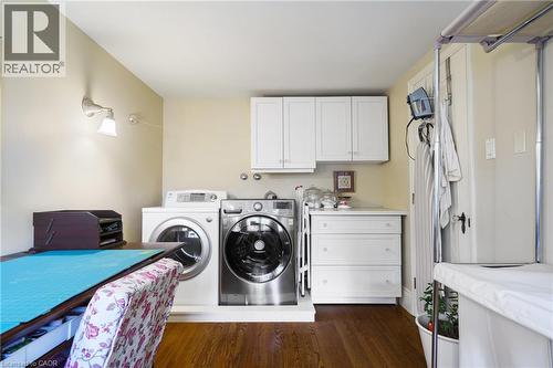 Laundry/Bonus Room off primary room - 2 Oak Knoll Drive, Hamilton, ON - Indoor Photo Showing Laundry Room