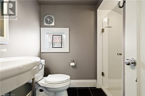 2nd Primary Ensuite - 2 Oak Knoll Drive, Hamilton, ON - Indoor Photo Showing Bathroom