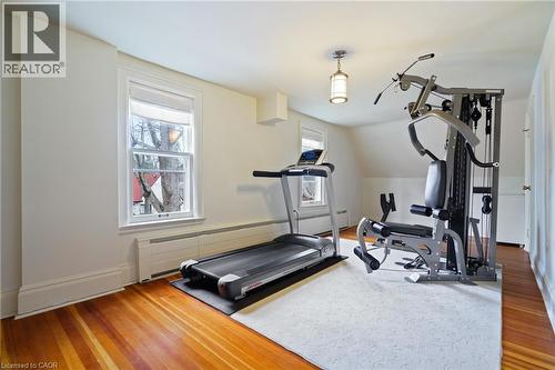 3rd Floor Bedroom - 2 Oak Knoll Drive, Hamilton, ON - Indoor Photo Showing Gym Room