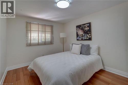 207 Christopher Drive, Cambridge, ON - Indoor Photo Showing Bedroom