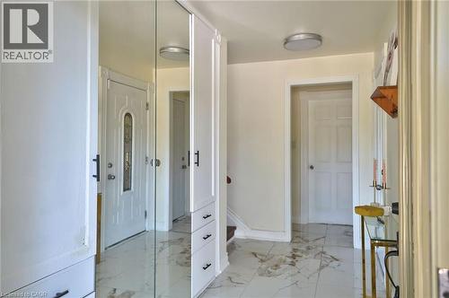 207 Christopher Drive, Cambridge, ON - Indoor Photo Showing Other Room