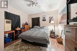 Unit A Upper - 2 Bed 1 Bath - 