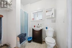 Unit B Rear - 1 Bed 1 Bath - 