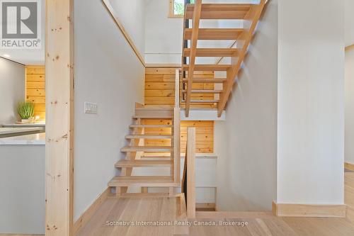 15 - 1213 Camp Jackson Road, Muskoka Lakes (Medora), ON - Indoor Photo Showing Other Room