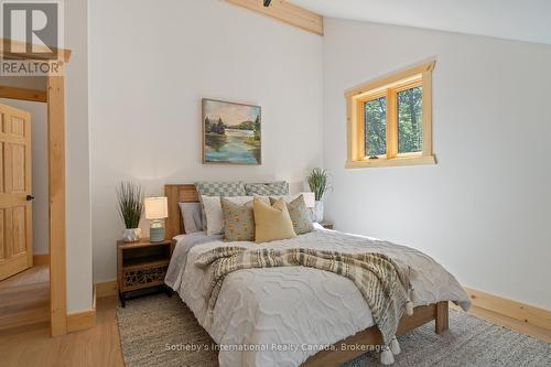 15 - 1213 Camp Jackson Road, Muskoka Lakes (Medora), ON - Indoor Photo Showing Bedroom