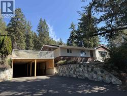 2038 WHITE ROAD Williams Lake, BC V2G 5G9