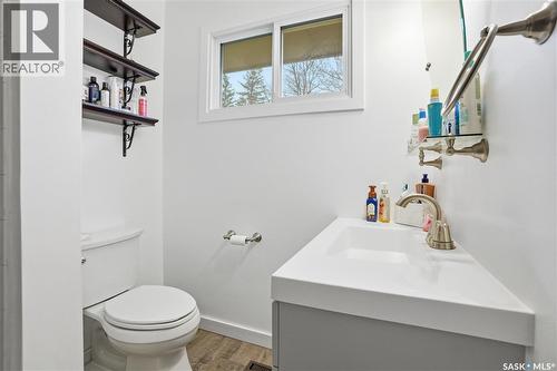 1113 Wilson Crescent, Saskatoon, SK - Indoor Photo Showing Bathroom