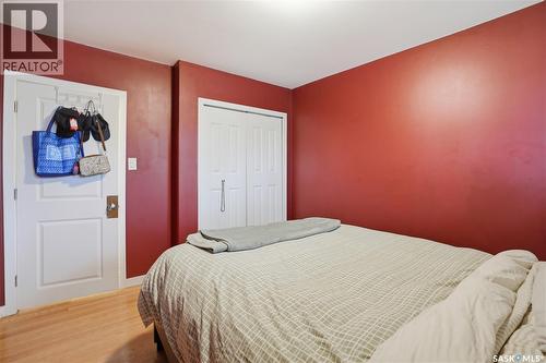 1113 Wilson Crescent, Saskatoon, SK - Indoor Photo Showing Bedroom