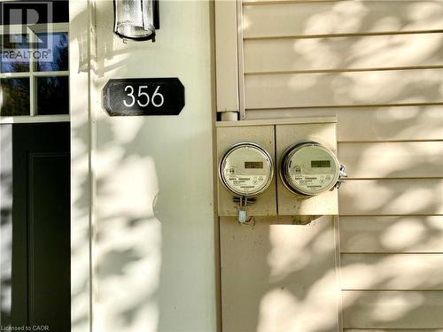 358 Dundas Street E, Hamilton, ON - Indoor Photo Showing Other Room