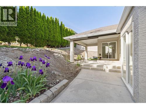 1638 Lindsay Drive, Kelowna, BC - Outdoor