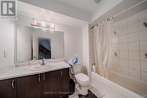 2514 Rosedrop Path, Oshawa, ON - Indoor Photo Showing Bathroom