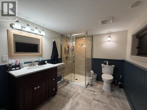 7264 Eugene Road, Prince George, BC - Indoor Photo Showing Bathroom