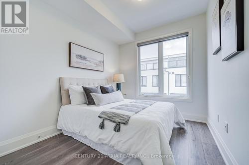 49 Cohen Way, Vaughan, ON - Indoor Photo Showing Bedroom