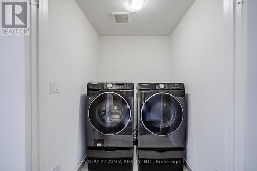 49 Cohen Way, Vaughan, ON - Indoor Photo Showing Laundry Room