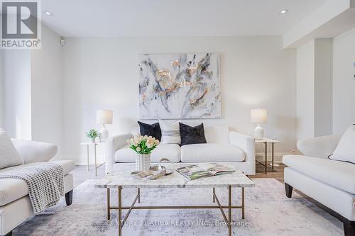 49 Cohen Way, Vaughan, ON - Indoor Photo Showing Living Room