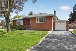44 MITRE PLACE Toronto, ON M9R 3C4