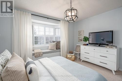 1159 Barclay Circle, Milton, ON - Indoor Photo Showing Bedroom