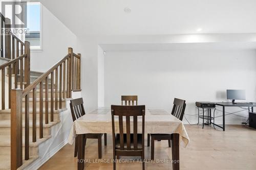 520 Stadacone Row, Ottawa, ON - Indoor Photo Showing Dining Room