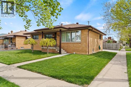 1796 Albert Road, Windsor, ON - Outdoor