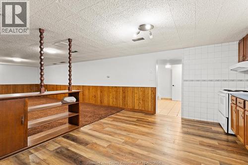 1796 Albert Road, Windsor, ON - Indoor
