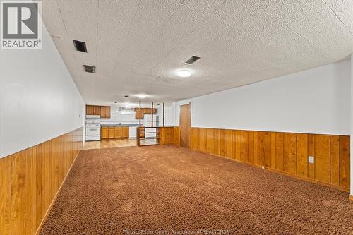 1796 Albert Road, Windsor, ON - Indoor Photo Showing Other Room