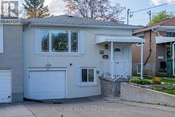 27 ELISE TERRACE Toronto, ON M2R 2W9