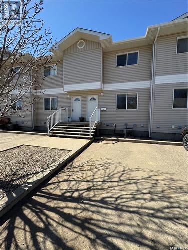 13 1437 1St Street, Estevan, SK - Outdoor