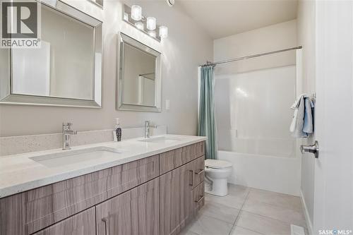 1407 Hughes Drive, Saskatoon, SK - Indoor Photo Showing Bathroom