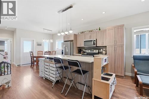 1407 Hughes Drive, Saskatoon, SK - Indoor Photo Showing Other Room