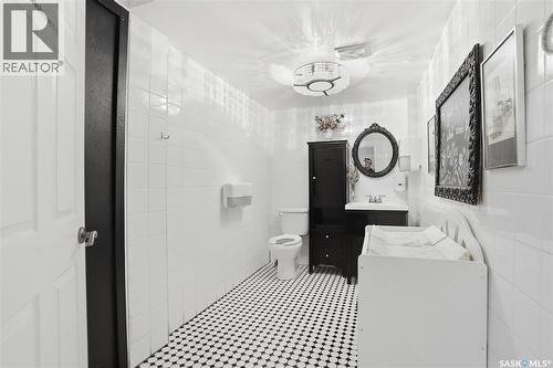 245 3Rd Avenue S, Saskatoon, SK 