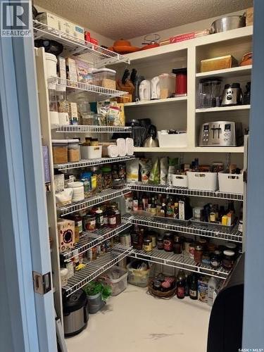 203 Gustin Crescent, Saskatoon, SK - Indoor With Storage