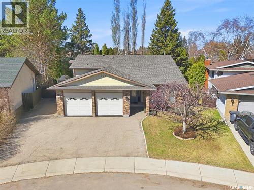 203 Gustin Crescent, Saskatoon, SK - Outdoor