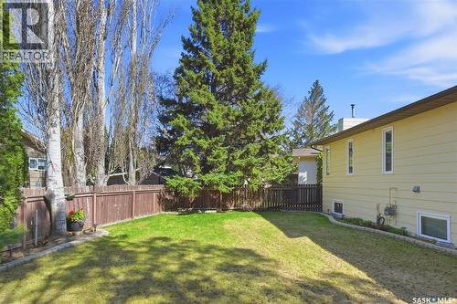 203 Gustin Crescent, Saskatoon, SK - Outdoor
