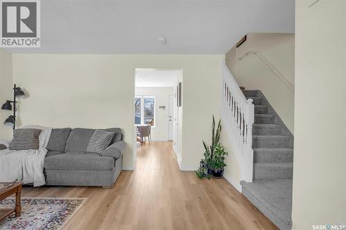 1122 12Th Street E, Saskatoon, SK - Indoor Photo Showing Living Room