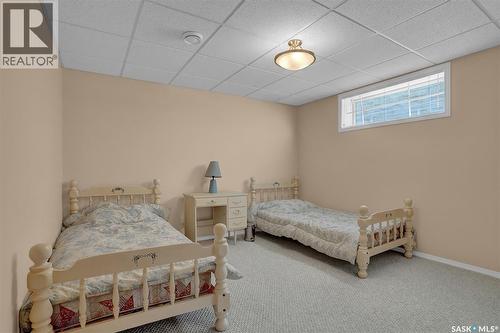 1684 Fenwick Crescent N, Regina, SK - Indoor Photo Showing Bedroom