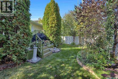 1684 Fenwick Crescent N, Regina, SK - Outdoor