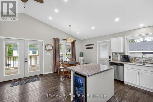 12 5Th Lane, Wasaga Beach, ON - Indoor Photo Showing Kitchen With Double Sink