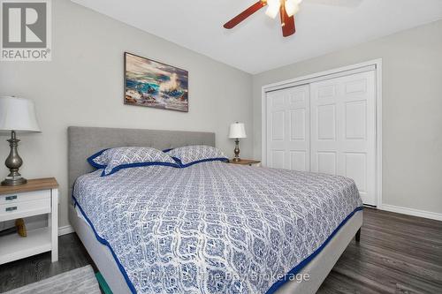 12 5Th Lane, Wasaga Beach, ON - Indoor Photo Showing Bedroom