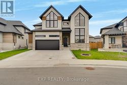 5 - 923 STONECLIFFE WALK  Kitchener, ON N2P 0K5